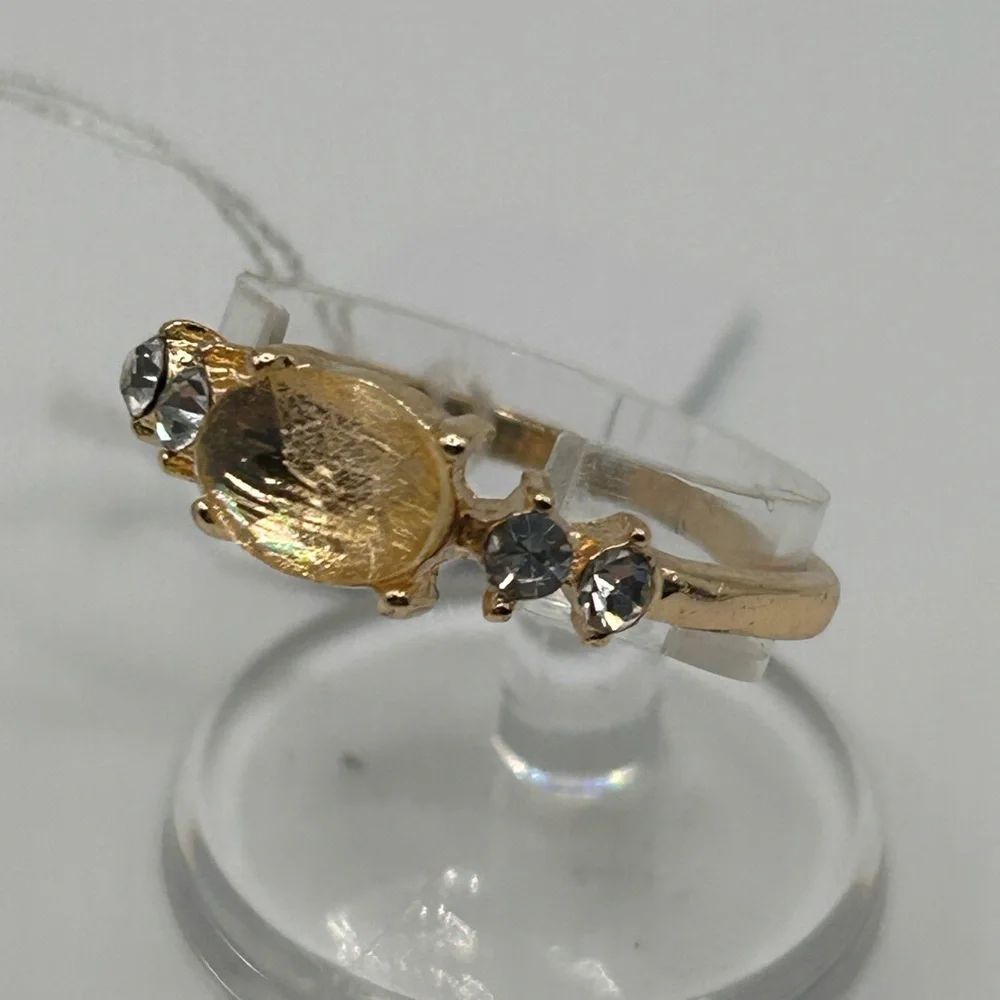 VTG gold tone yellow white crystal ring - Picture 3 of 4